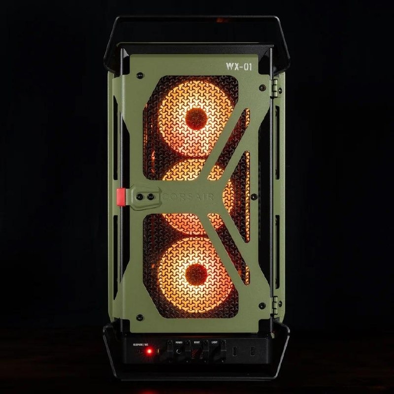 Mặt trước của Corsair Warthog với 3 quạt tản nhiệt lớn
