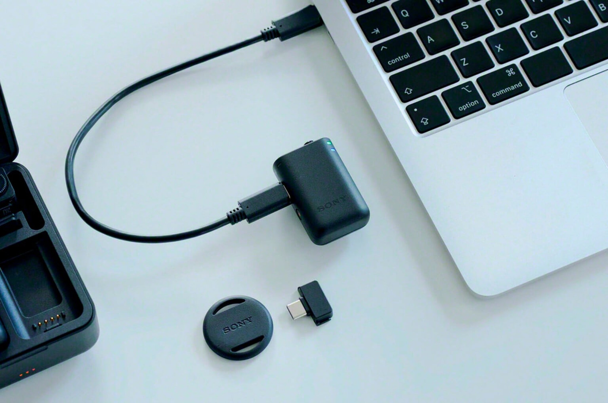 Tác nghiệp phỏng vấn thực tế với Sony ECM-W5